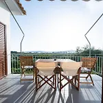 Mary's Panorama 지아로바